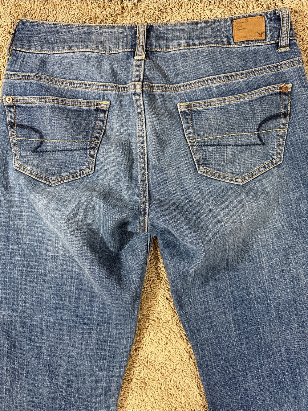 American Eagle Light Blue Wash Boy Fit Distressed Denim Jeans SKU1555 - Picture 8 of 12